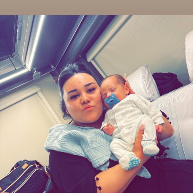 Babysitter in Merlevenez: Shaidy
