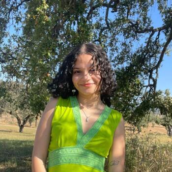 Babysitter em Almada: Emmily