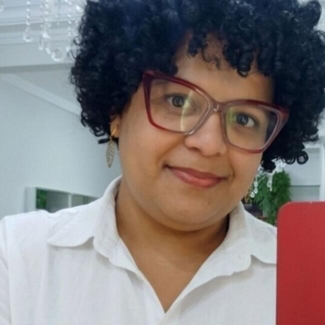 Babá em Serra: Lisa