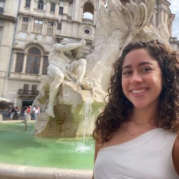 Babysitter a San Gimignano: Paula