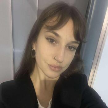 Babysitter in Budapest: Rebeka