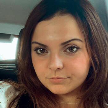 Baby-sitter in Tournai: Lisa