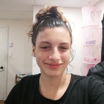 Baby-sitter in Laval: MyaMMyaMyaMyaMyaYa