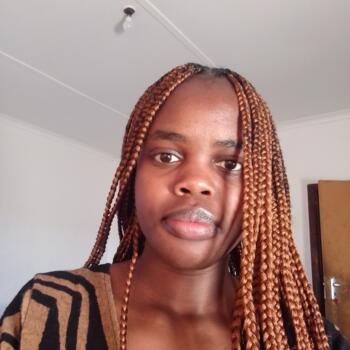 Babysitter in Cape Town: Mbelu