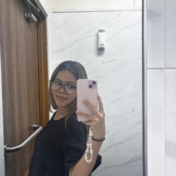 Babysitter in Singapore Island: Hana