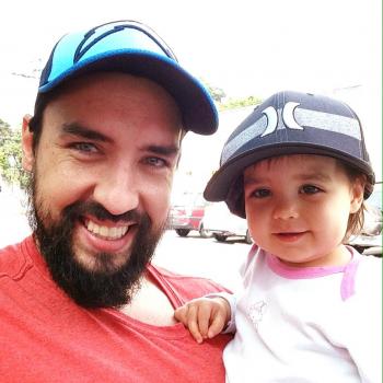 Babysitting job Uberlândia: babysitting job Erich