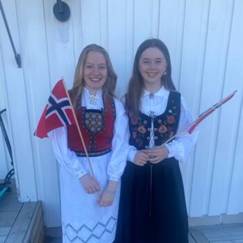 Barnevakt i Sandefjord: Ida og Gretha