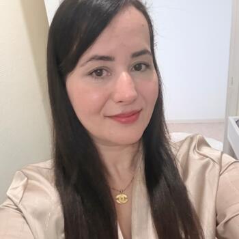 Babysitter in Blois: Imen