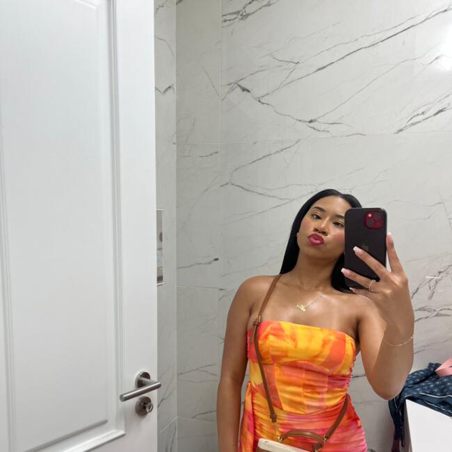 Babysitter in Coventry: Heriquenia