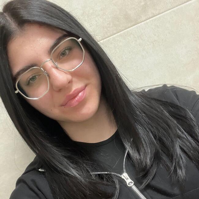 Babysitter in Colli del Tronto: Santina