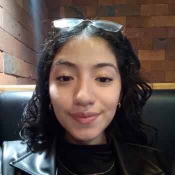 Babysitter in Lima: Celeste Estefanía