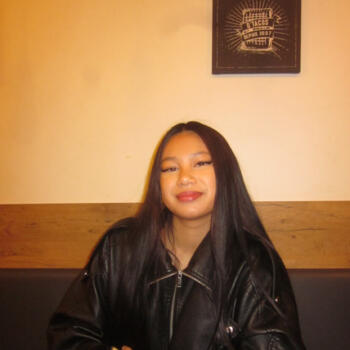 Babysitter in Verrières-le-Buisson: Lucine