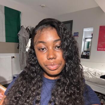 Niñera en York: Davina