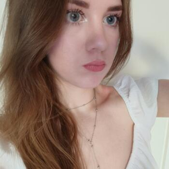 Babysitter in Beaulieu-sur-Mer: Evelia