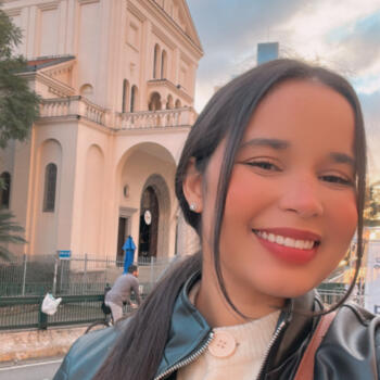 Babysitter in Barueri: Lidiane