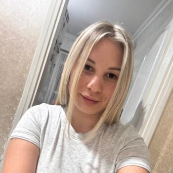 Kalkedon bölgesinde bebek bakıcısı: Tania