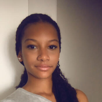 Babysitter in Rueil-Malmaison: Melina