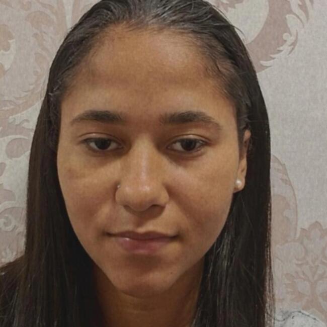 Babysitter in Sintra: Lavinia