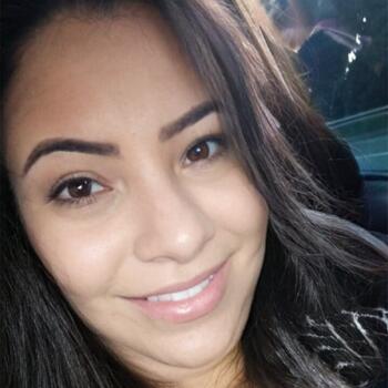 Babysitter Curitiba: Brenda