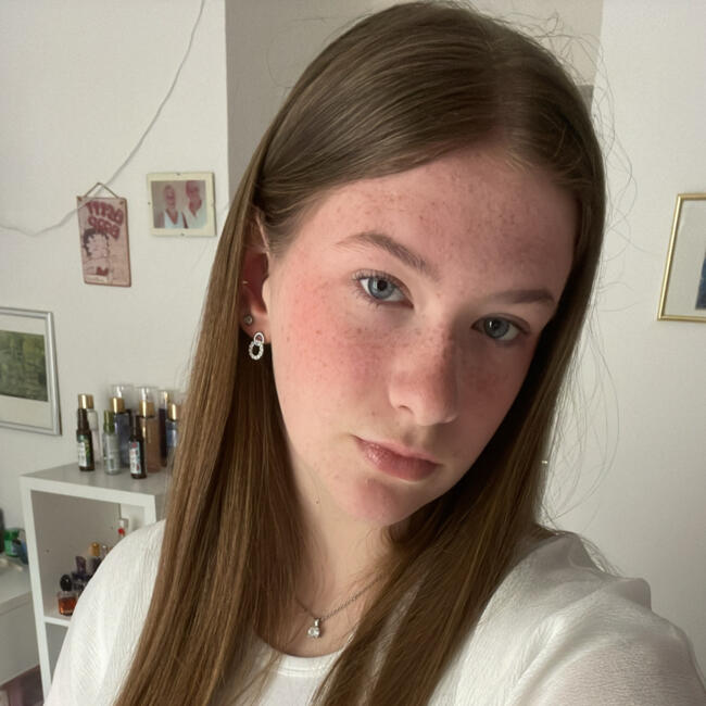 Babysitter in Aix-en-Provence: Emmy