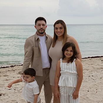 Babysitting job in Hialeah: babysitting job Jamie