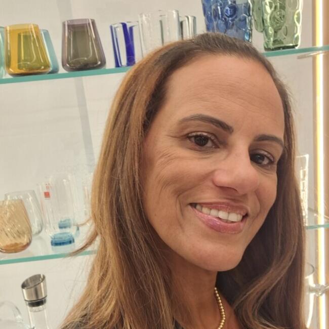 Babá em Cabo Frio: Lucilene