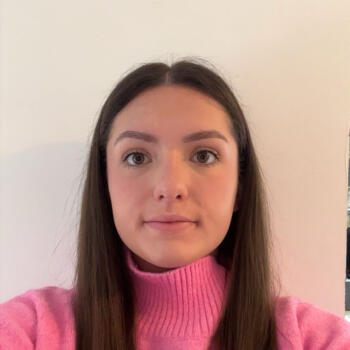 Babysitter Mayenne: Lola