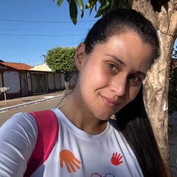 Babysitter in Brasília: Leticia