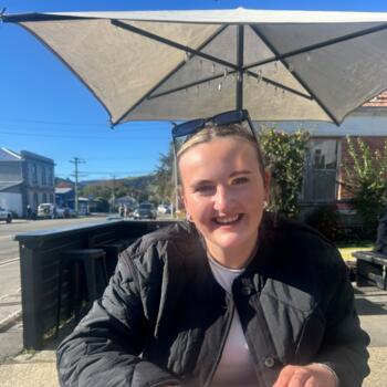 Babysitter in Mosgiel: Maia