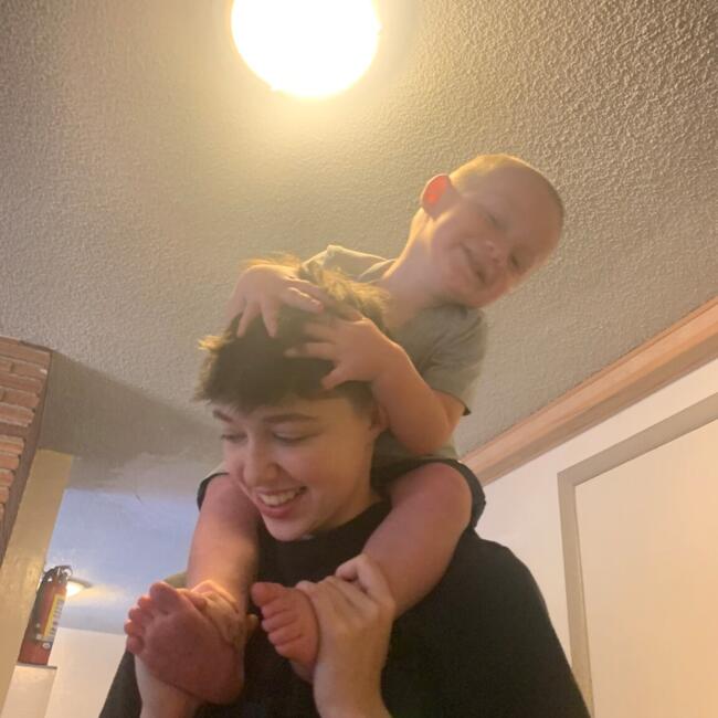 Babysitter in Cheyenne: Hannah