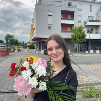 Babysitter in Angers: Laly