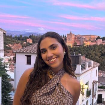 Babysitter in Port de Sagunt: María