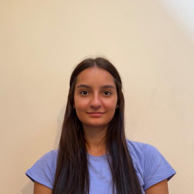 Babysitter in Capiago-Intimiano-Olmeda: Giorgia