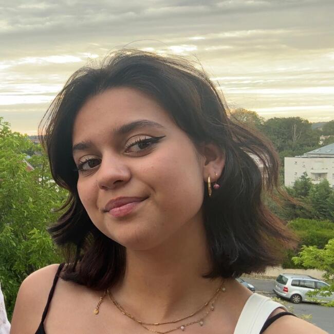 Babysitter in Sevran: Leena