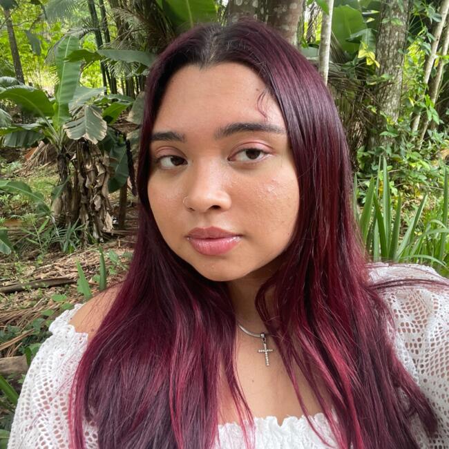 Babysitter in Brusque: Ester