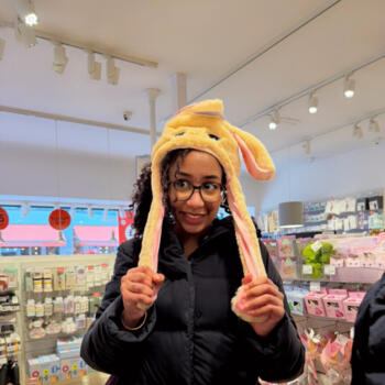 Babysitter em Londres: Danya