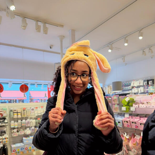 Babysitter em Londres: Danya