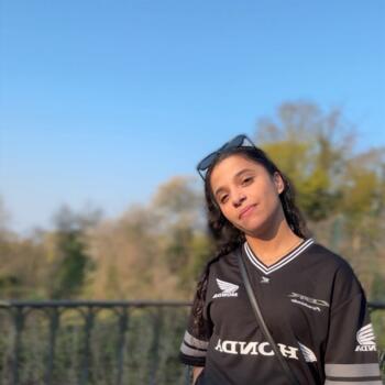 Babysitter in Bobigny: Ines 