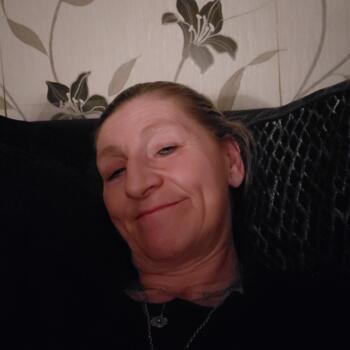 Babysitter in Feltham: Michelle