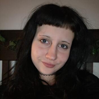 Babysitter Riešė: Ieva