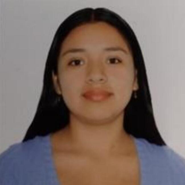 Babysitter in Trujillo: Angela