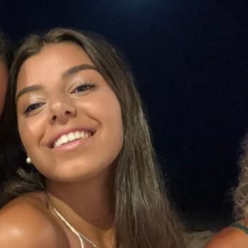 Babysitter in Vila do Conde: Lara
