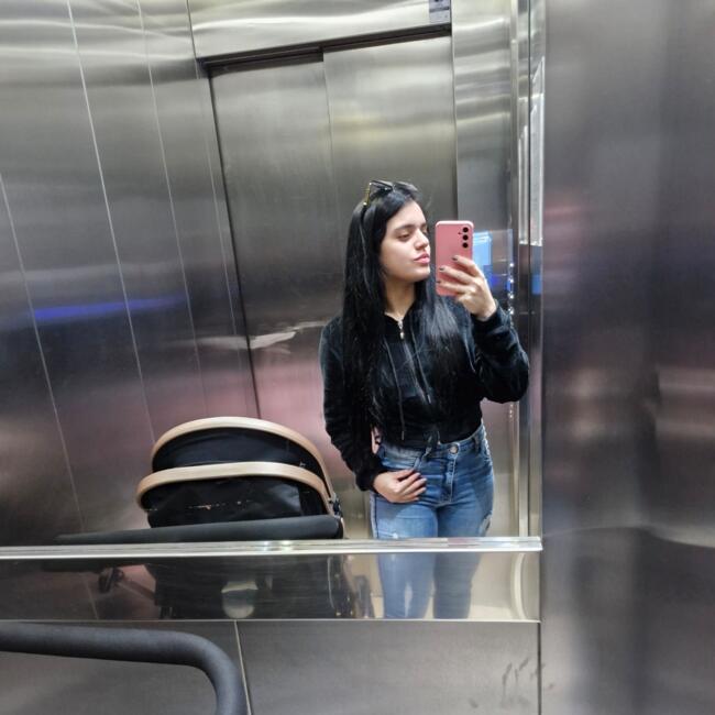 Babysitting job in Balneário Camboriú: Vitoria