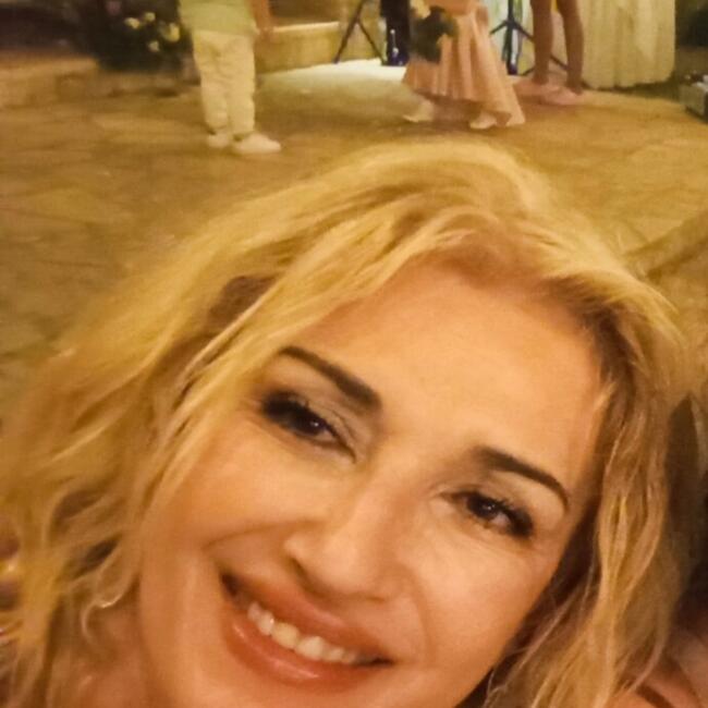 Babysitter in Agía Paraskeví (Αττική): Αμαλία