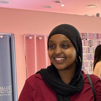 Babysitter in Auckland: Faisa