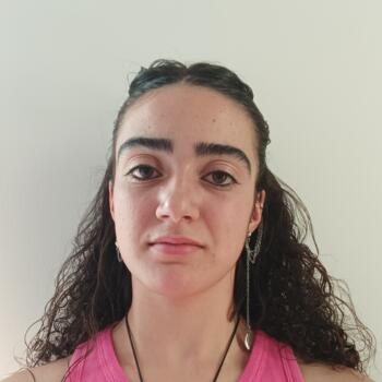 Babysitter in Huelva: Lucía