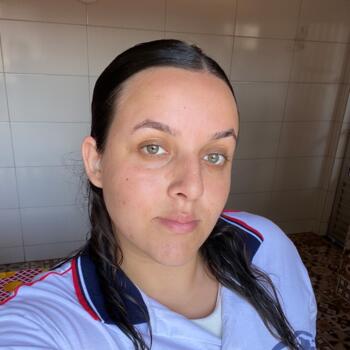 Babysitter in Belo Horizonte: Jennifer
