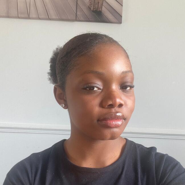 Babysitter in Dijon: TIPHAINE