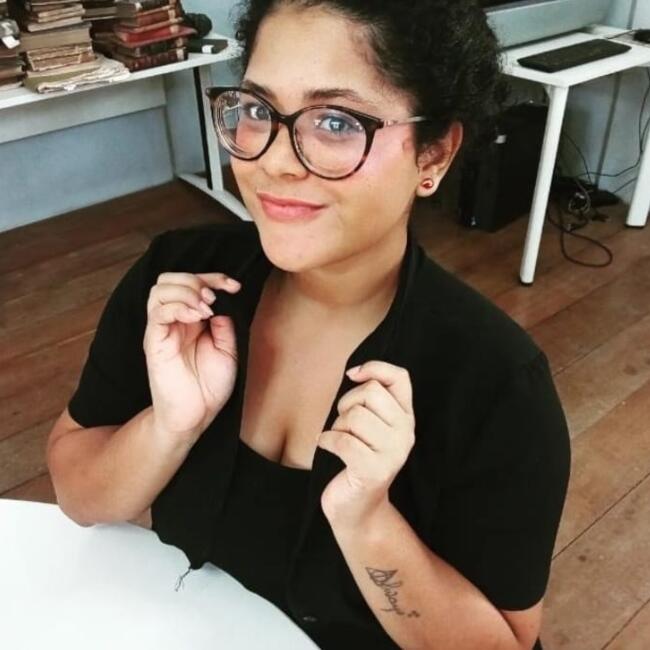 Babysitter in São Luís: Verônica