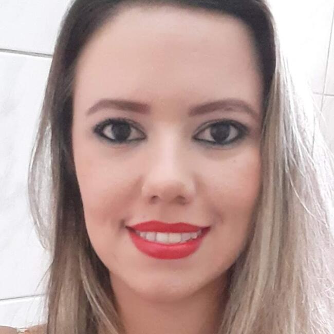 Babysitter in Campinas: Camila